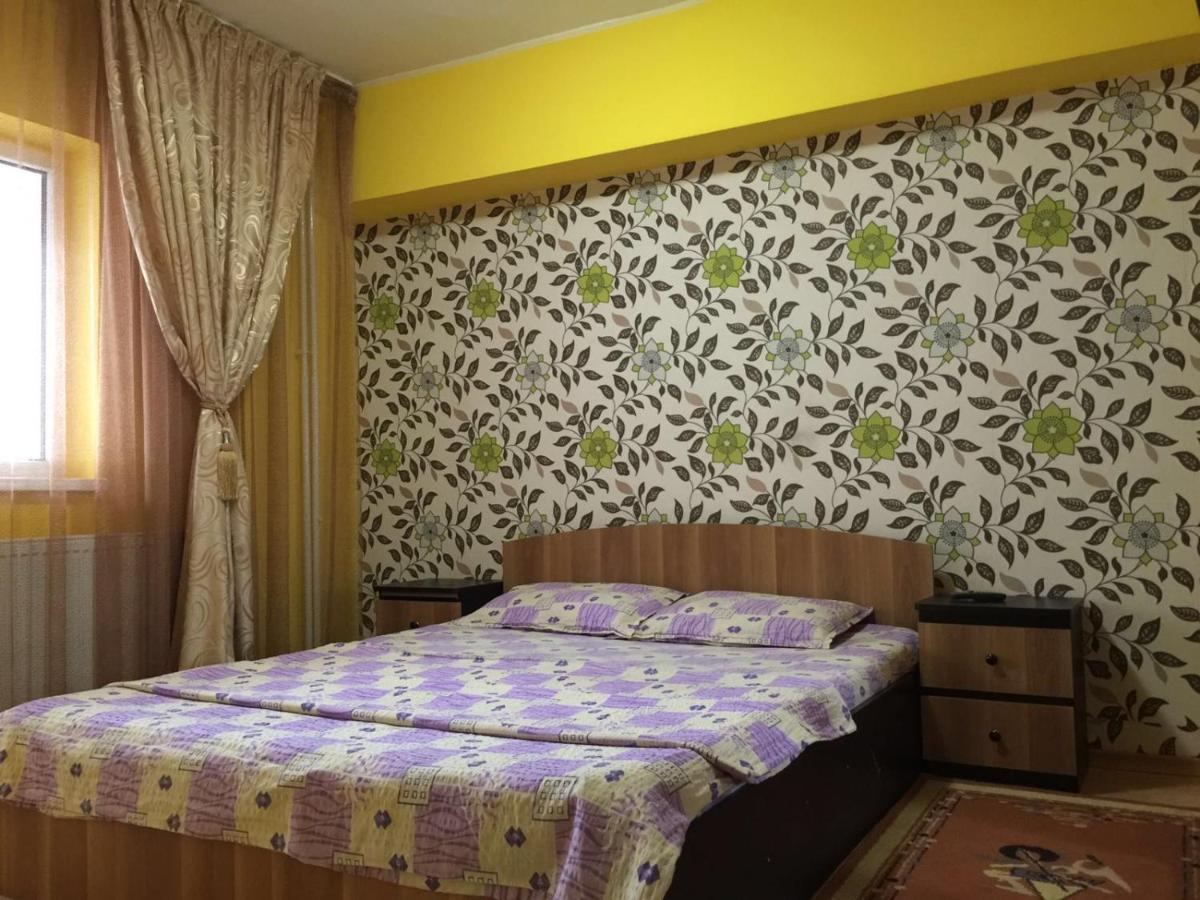Ultracentral Zona Zero Apartament Bacău Buitenkant foto